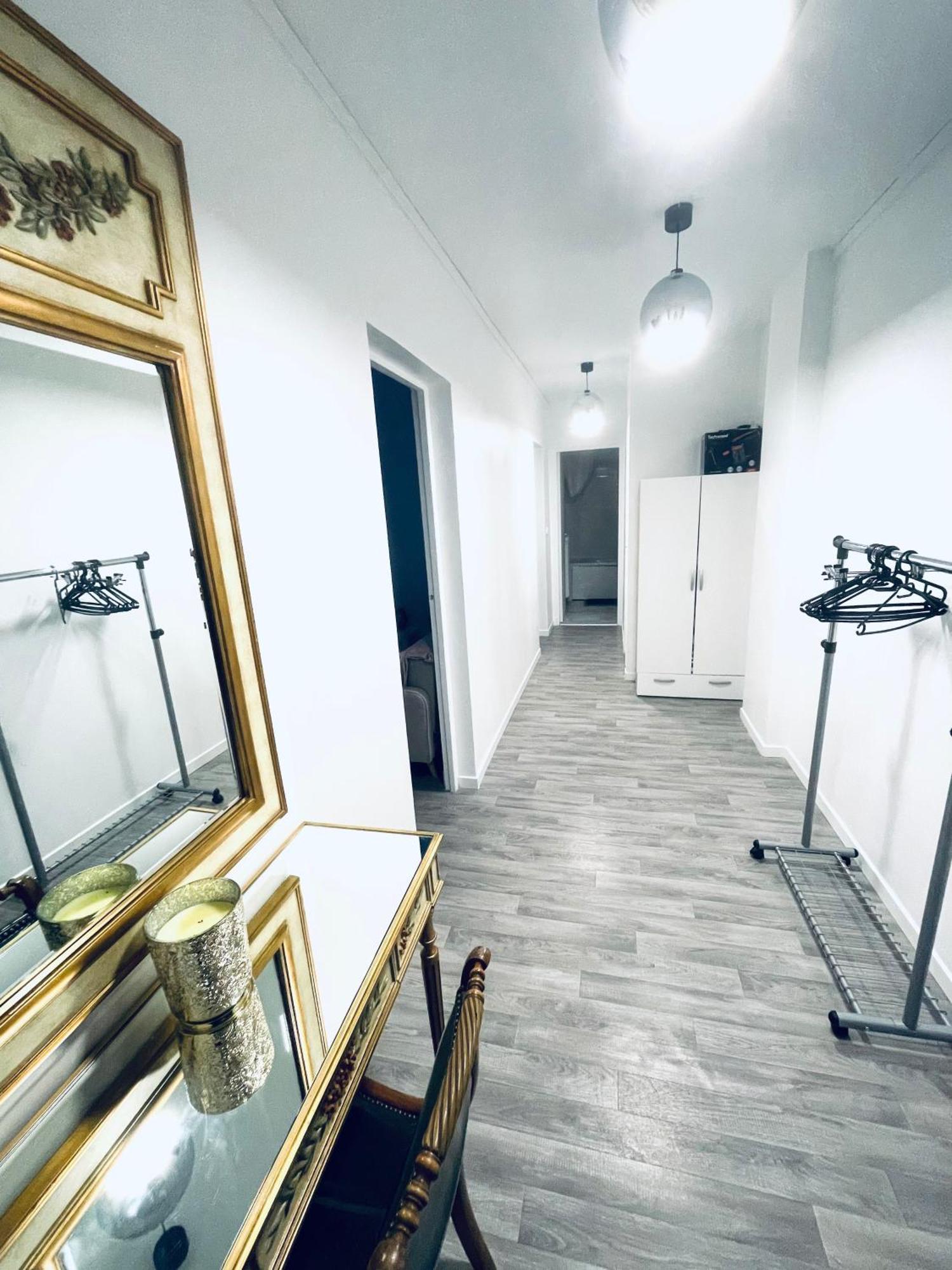 Appartement Bastille - Voltaire - Le Marais - Centre De Paris - 5 Pers Екстериор снимка